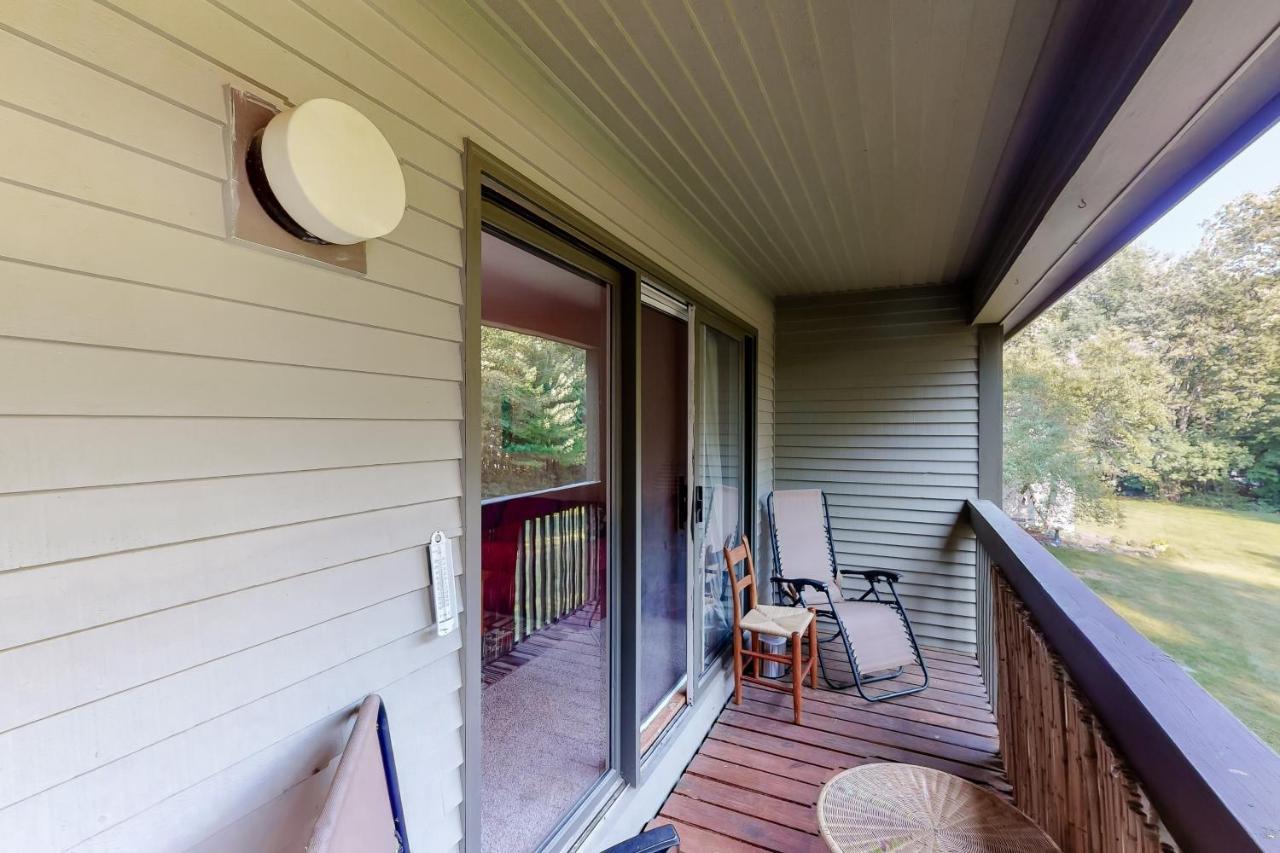 Mountain Breeze Getaway Condos Warren Exterior photo