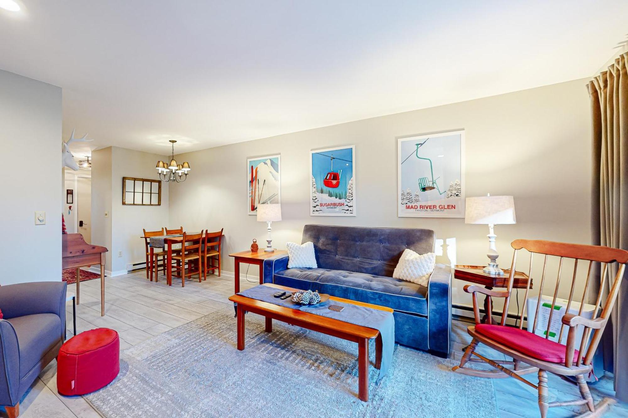 Mountain Breeze Getaway Condos Warren Room photo