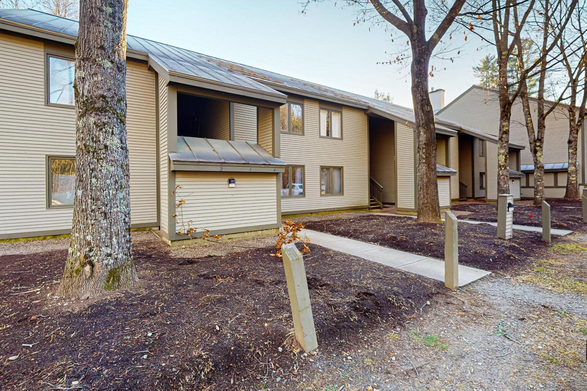 Mountain Breeze Getaway Condos Warren Room photo